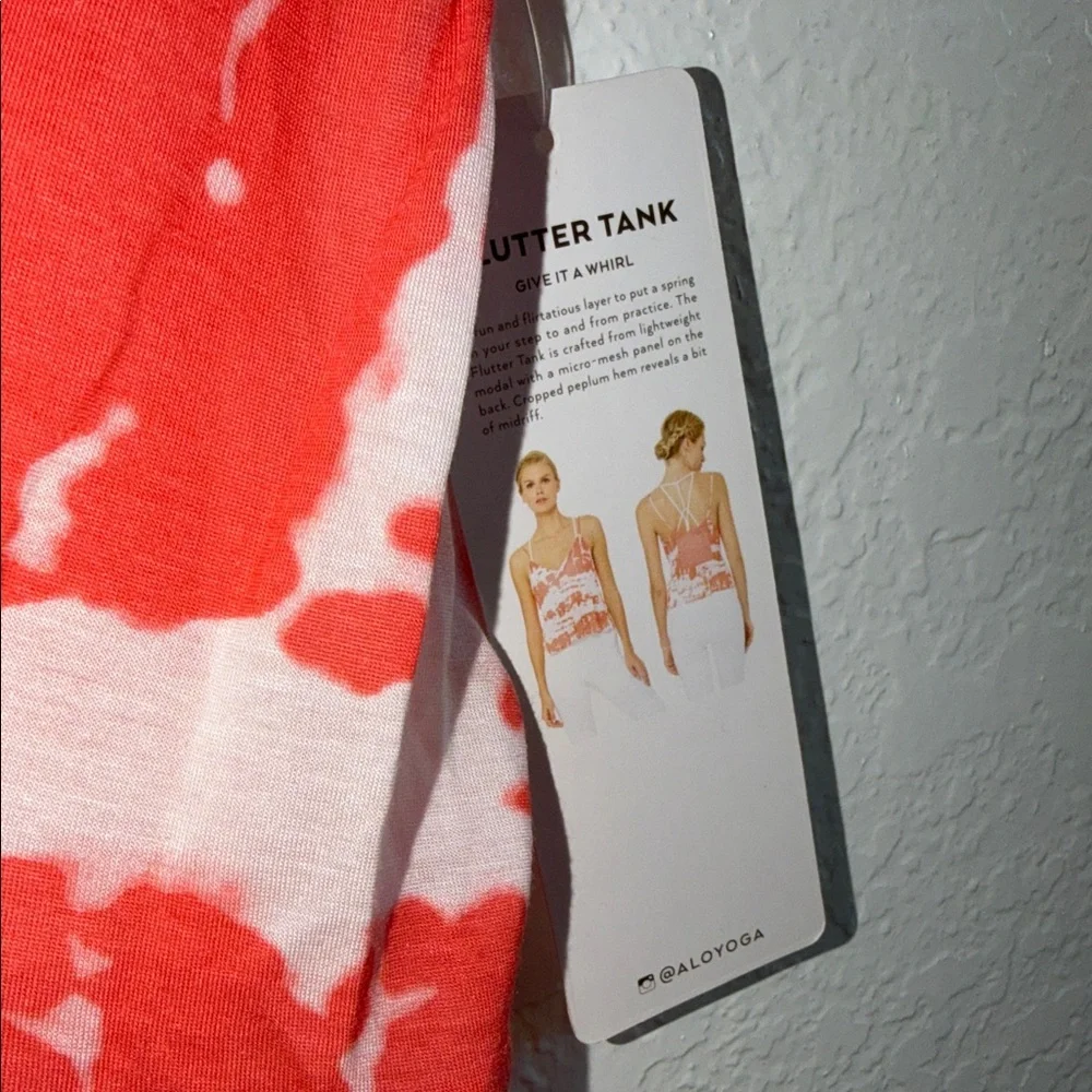 Alo yoga tye dye flutter tank - Picture 5 of 8